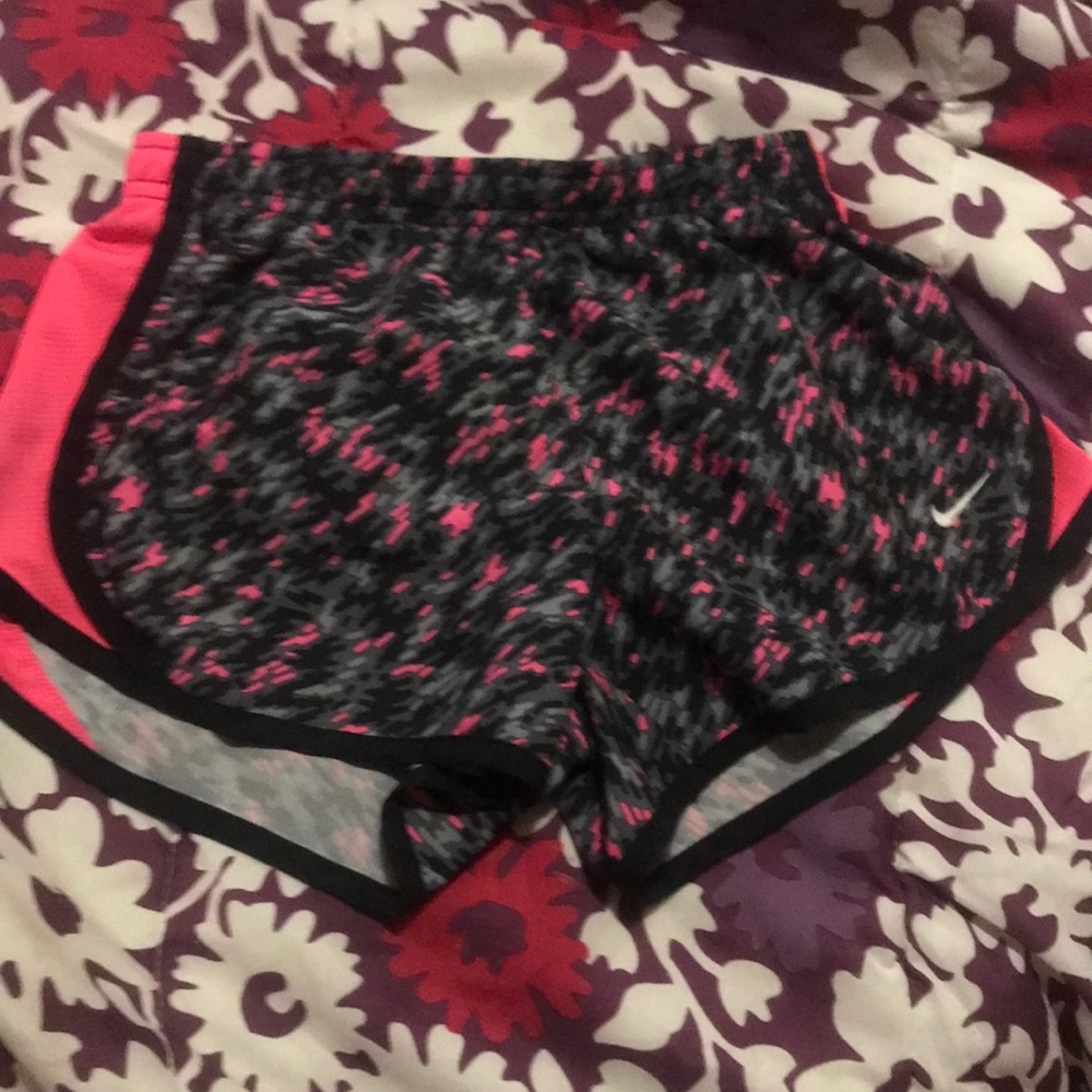 Cute Girls Nike shorts